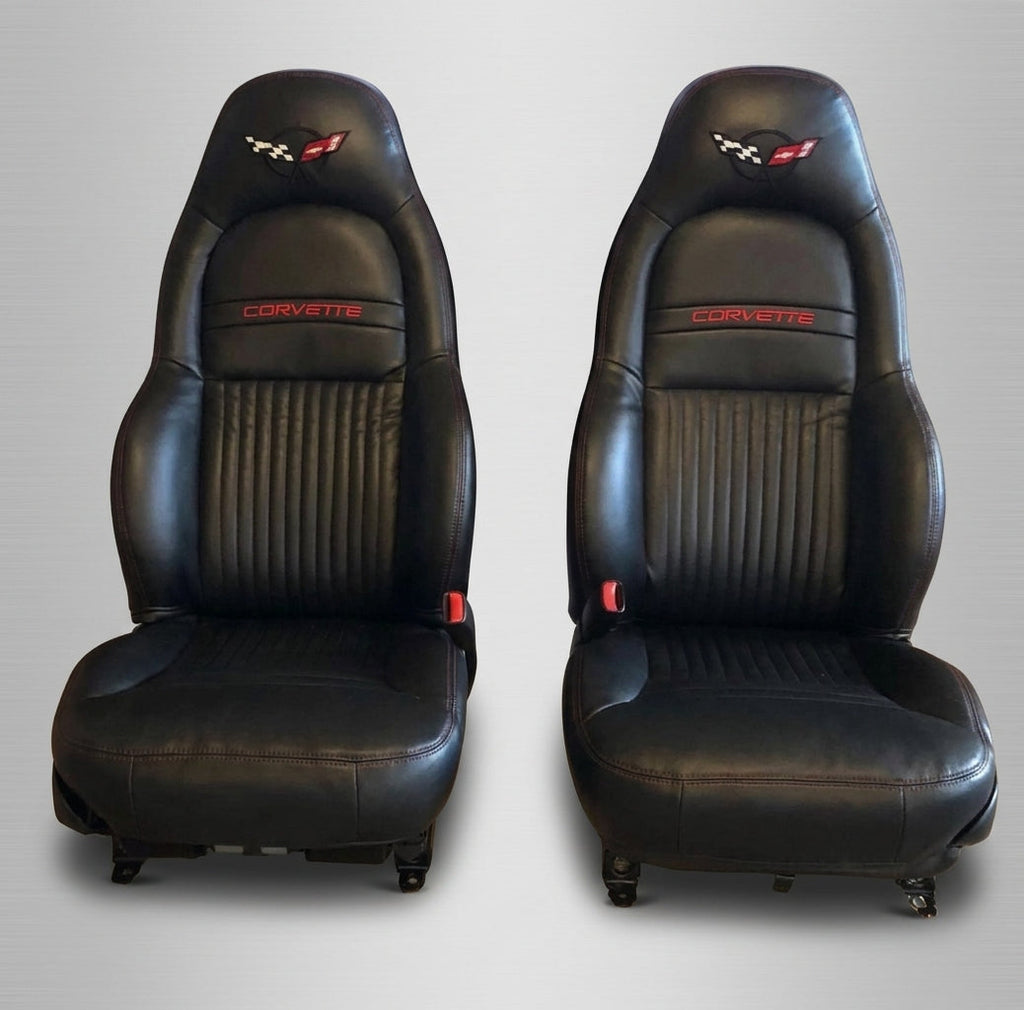 Black Corvette C5 standard seat covers on factory bucket seats
